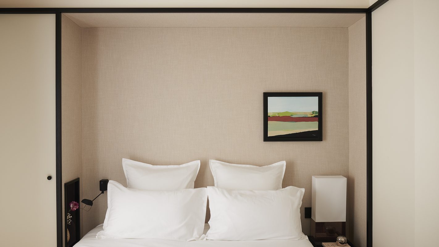 The Signature Room&thinsp;: Your Private Piece of Paris.